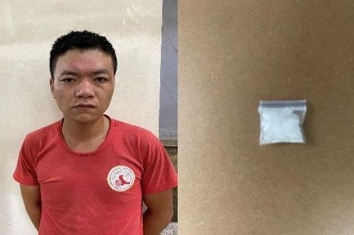 Bắt giữ đối tượng tàng trữ ma túy