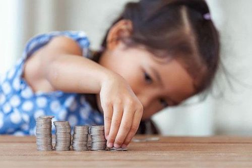 Người giàu dạy con: Cách triệu phú dạy con đầu tư để có 'lãi kép' ngay từ bé và 6 bài học tài chính xương máu