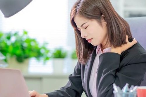 Thoái hóa đốt sống cổ có chữa được không?