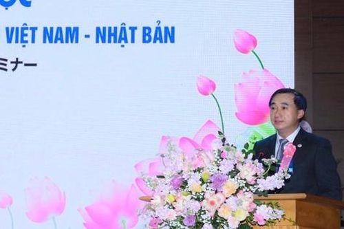 Phát triển công nghệ y sinh để ứng dụng chăm sóc sức khỏe nhân dân