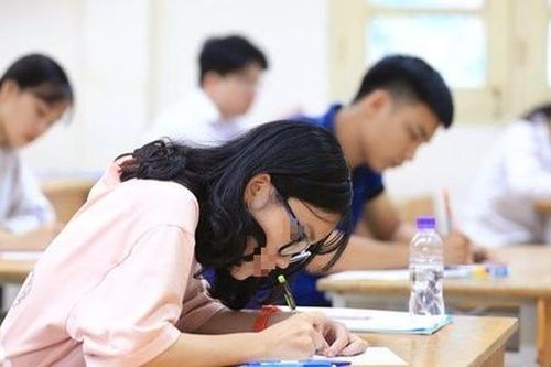 Nhiều địa phương ra quy định 'nóng' về dạy thêm học thêm