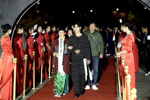 Diễn viên Quốc Toàn vào vai Đặng Trần Côn trong 'Hồng Hà nữ sĩ'