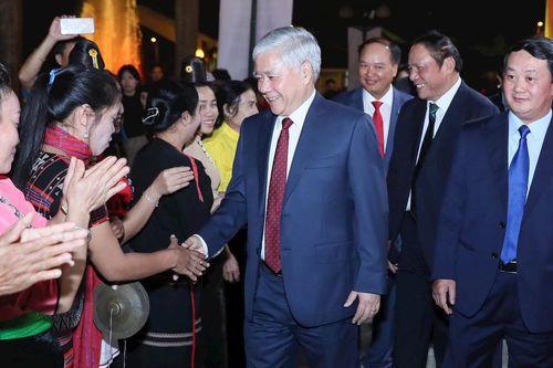 BẢN TIN MẶT TRẬN: Khai mạc Tuần 'Đại đoàn kết các dân tộc - Di sản Văn hóa Việt Nam'