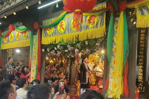 Nam Định: Bảo vệ, phát huy giá trị Di sản 'Thực hành tín ngưỡng thờ Mẫu'