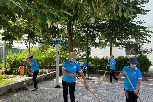 Bài 1: Một ngày của những người 'Ăn cơm nhà, vác tù và…'