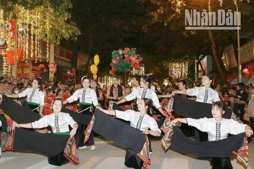 Sơn La: Sôi động Ngày hội du lịch văn hóa huyện Phù Yên