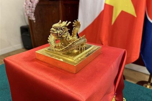 Ấn vàng 'Hoàng đế chi bảo' hồi hương: Cam kết pháp lý để bảo vệ di sản