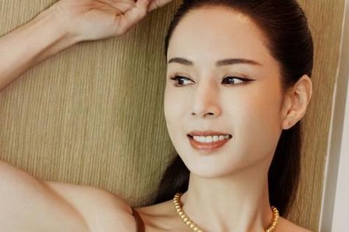 Giá khủng để mời 'Tiểu Long Nữ' Lý Nhược Đồng xuất hiện