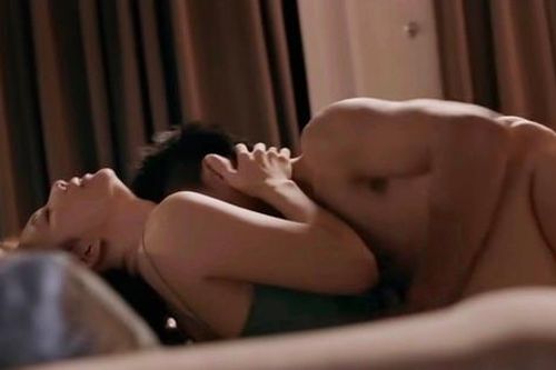 Phim Việt năm nay ồ ạt cảnh nóng: Phản cảm, thiếu chiều sâu