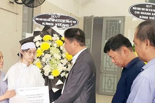 BIDV thăm, viếng và hỗ trợ gia đình nạn nhân vụ cướp ngân hàng tại Đà Nẵng