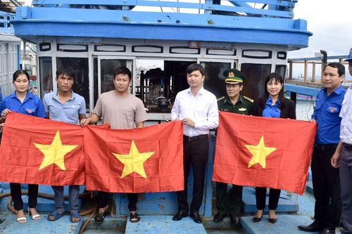 Kiên Giang: Tập huấn cho ngư dân về chống khai thác IUU, tổng kiểm tra tàu cá