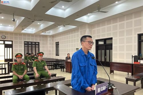 Nhân viên ngân hàng lừa tiền giải ngân, chiếm đoạt 1,2 tỉ đồng của khách hàng