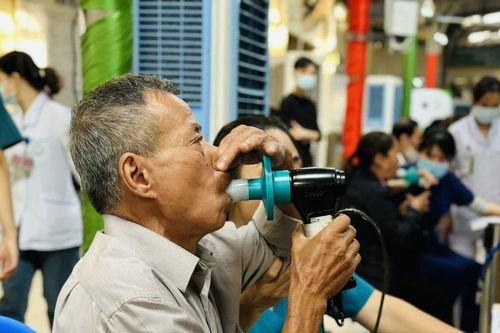 Việt Nam có số người mắc bệnh phổi tắc nghẽn mạn tính cao nhất trong khu vực