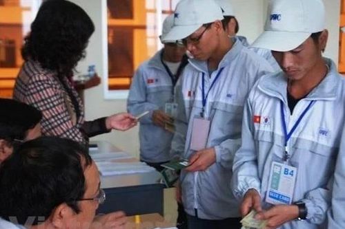 Chính phủ Hàn Quốc tạo điều kiện cho lao động nhập cư ngành đóng tàu