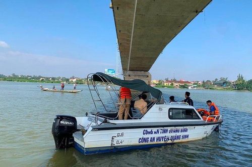 Tìm thanh nhiên để lại lời nhắn 'con là một đứa bất hiếu' rồi nhảy cầu