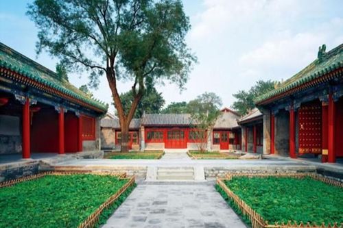 Bí ẩn phong thủy trong phủ Hòa Thân