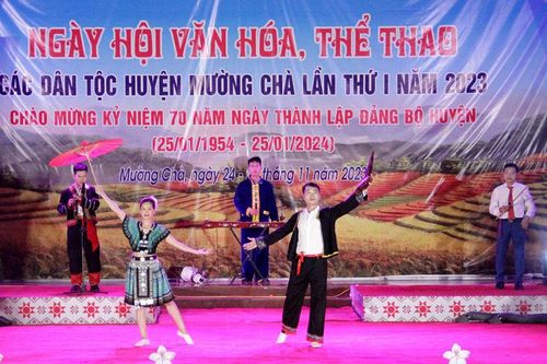 Ngày hội Văn hóa thể thao các dân tộc huyện Mường Chà lần thứ I