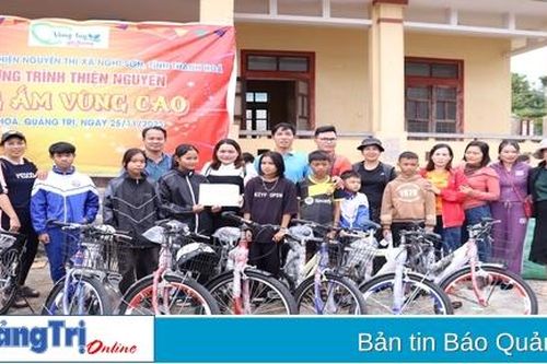 Trao 510 suất quà cho người dân khó khăn tại Hướng Hóa