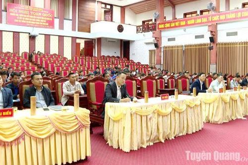 100 đại biểu được tập huấn công tác đưa người lao động đi làm việc ở nước ngoài