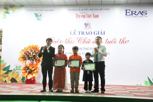 Tưng bừng Lễ trao giải cuộc thi 'Chữ đẹp tuổi thơ' lần thứ nhất