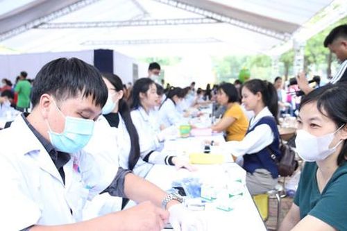 Mega show Ngày hội 'Thanh niên công nhân - Lan tỏa năng lượng tích cực'