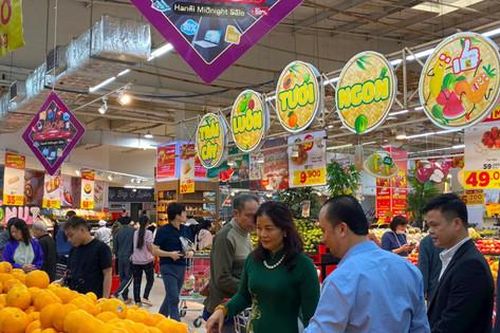 'Hà Nội đêm không ngủ - HaNoi Midnight Sale': Khách hàng tăng đột biến