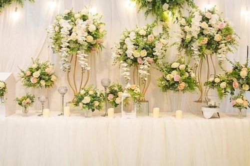 Mẹ chồng bị con dâu mời ra khỏi hôn lễ vì hành vi đi quá giới hạn