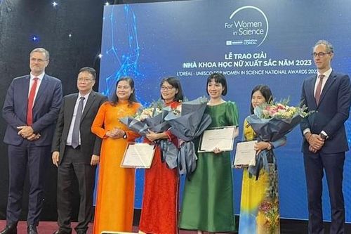 Vinh danh các 'Nhà khoa học nữ xuất sắc' năm 2023, 2 trong 3 đề tài nghiên cứu về y tế