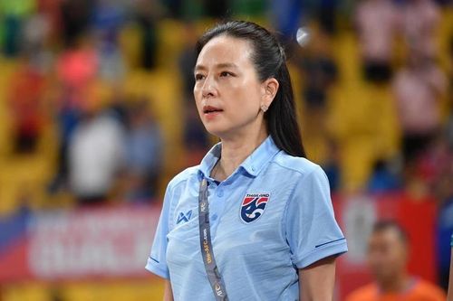 Bóng đá Thái Lan có thể sẽ do Madam Pang điều hành