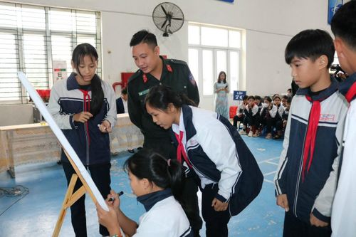 Từ người lính trách nhiệm, bản lĩnh đến thủ lĩnh Đoàn năng nổ, tận tâm