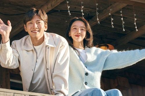 Phim Hàn 'Welcome to Samdalri' hứa hẹn thu hút khán giả trên Netflix