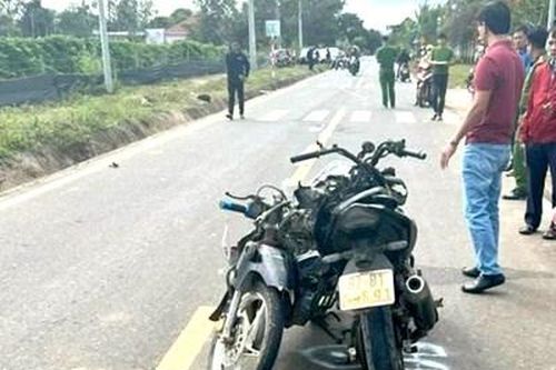Kon Tum: 2 xe máy đối đầu, 3 thiếu niên tử vong