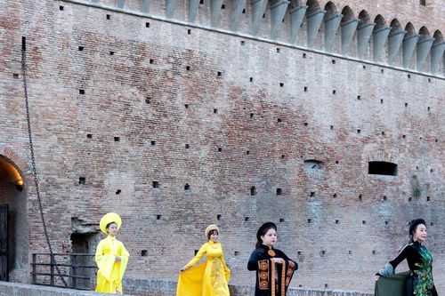 Sắc màu Việt Nam ở Bologna