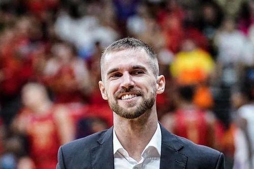 Đội bóng rổ Saigon Heat chia tay HLV trưởng Matt Van Pelt