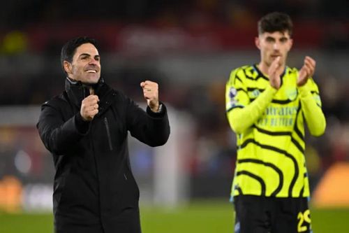 Siêu dự bị đưa Arsenal 'lên mây', Chelsea thua tủi hổ