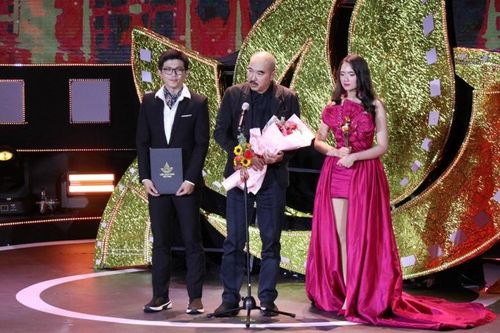'Tro tàn rực rỡ' đoạt Bông Sen Vàng Liên hoan phim Việt Nam lần thứ XXIII