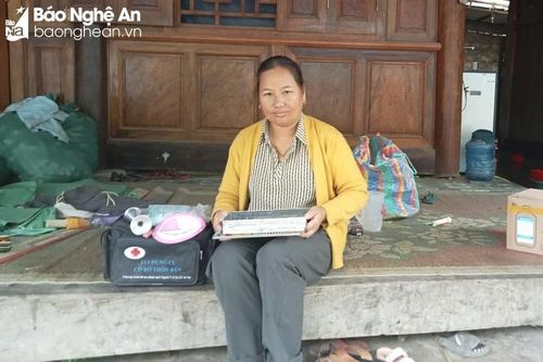 Cái khó của bà đỡ ở vùng cao xứ Nghệ