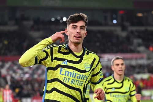 Premier League: Arsenal chiếm ngôi đầu của Man City, Chelsea thảm bại