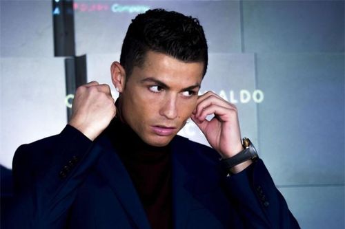 Top 10 nam VĐV thể thao quyến rũ nhất thế giới: Ronaldo 'thua đau' trước võ sĩ nặng 130kg, Messi cũng góp mặt