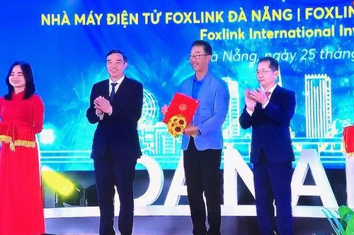 Đà Nẵng trao Giấy phép đầu tư cho 7 dự án với tổng vốn đầu tư hơn 9.300 tỷ đồng