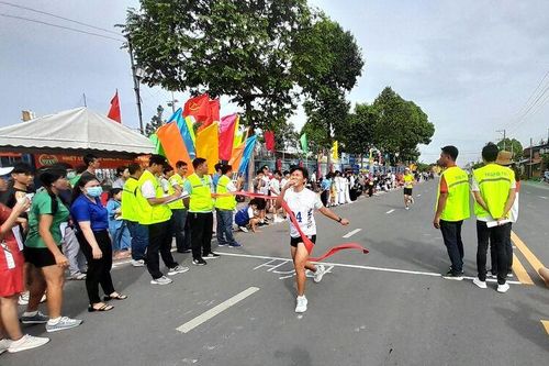Huyện Phú Tân đạt giải nhất toàn đoàn Giải Việt dã nông dân và vô địch tỉnh An Giang năm 2023