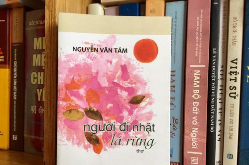 Kể câu chuyện ký ức bằng thơ