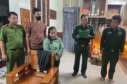 Bắt đối tượng mua bán trái phép chất ma túy
