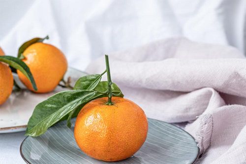 Đặt quả cam đầu giường trước khi ngủ có tác dụng gì?