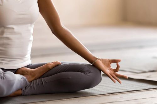 Chuyên gia hướng dẫn thở đúng trong yoga