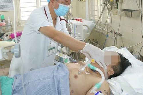 Hệ thống y tế có nguy cơ bị phá vỡ nếu bỏ quản lý bệnh nhân khám chữa bệnh BHYT theo tuyến