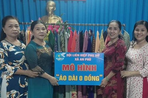 'Áo dài 0 đồng' thắm đượm tình thân
