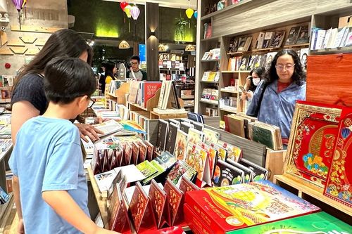 Mùa lịch 2024: Sôi động lịch bàn