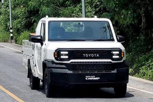 Toyota Hilux Champ - bán tải giá rẻ cho phép tùy biến theo sở thích