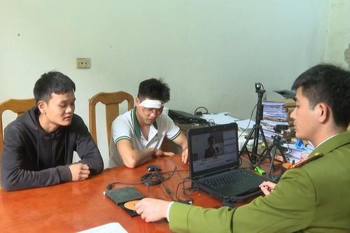 Vĩnh Phúc: Bắt 2 nam thanh niên 'thông chốt' làm một Công an bị thương